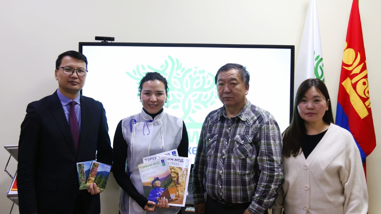 “Тэрбум мод хөдөлгөөн”  НҮТББ болон “Монголын хушин ойн экосистемийг хамгаалах нийгэмлэг” НҮТББ-ын төлөөллүүд уулзалт хийж, харилцан санал солилцон цаашдын хамтын ажиллагааны талаар ярилцлаа